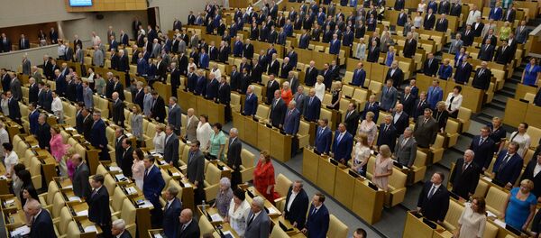 Депутаты на заседании Госдумы РФ Депутаты на заседании Госдумы РФ - Sputnik Узбекистан