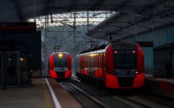 Подготовка к открытию Московсковского центрального кольца Подготовка к открытию Московсковского центрального кольца - Sputnik Узбекистан