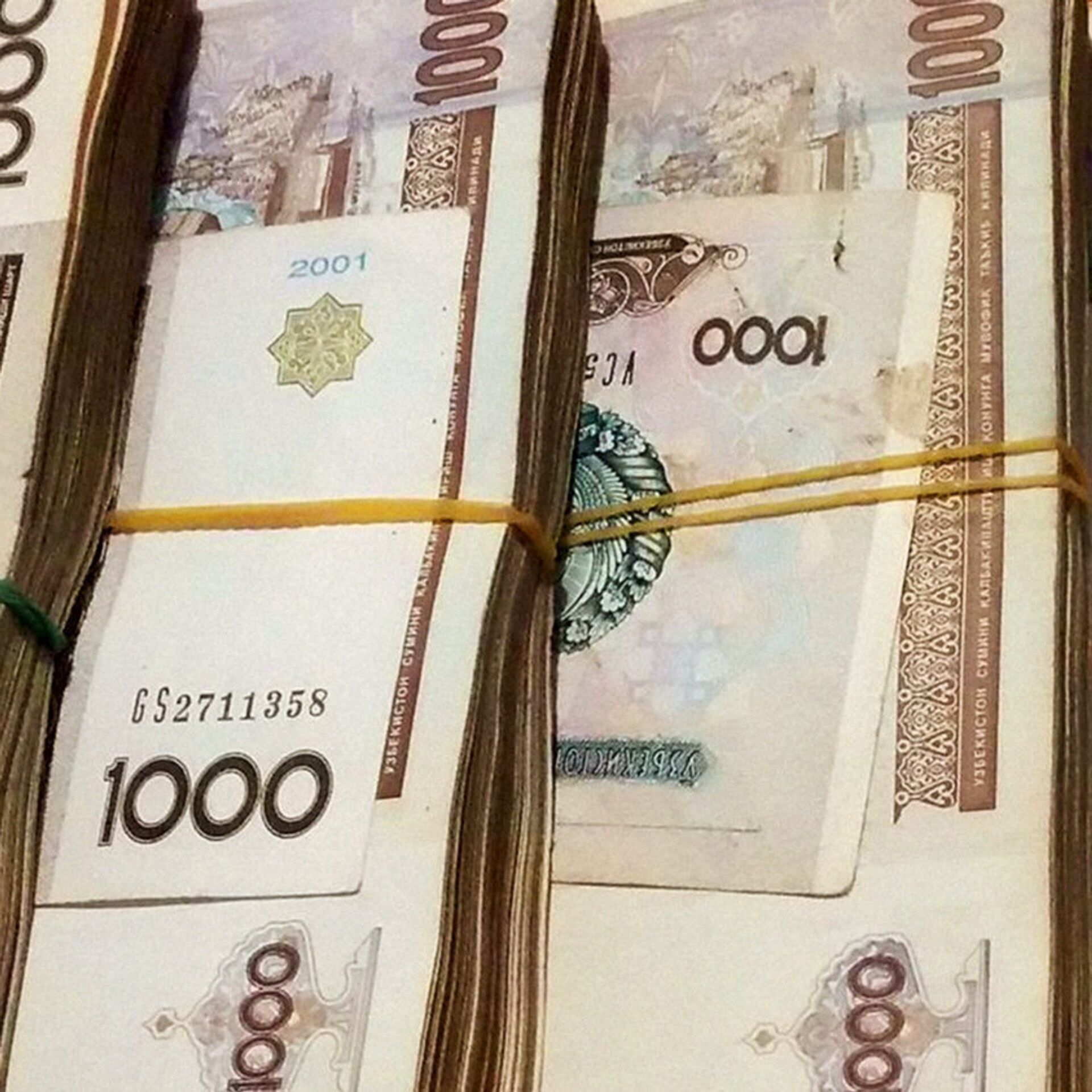 100 доллар в узбекистане сколько. Узбекский сум 1000000. 1000000 Сум пачка. 100 Доллар узбекский сум. Узбекский сум знак.