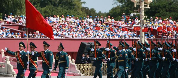 Парад в Пекине по случаю 70-летия окончания Второй мировой войны Парад в Пекине по случаю 70-летия окончания Второй мировой войны - Sputnik Узбекистан