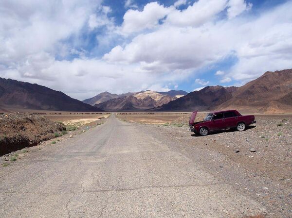 Путешествие автостопом по Таджикистану - Sputnik Узбекистан