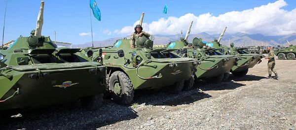 ШҲТ ўқув-машғулотида 300дан ортиқ ҳарбий техника қатнашмоқда ШҲТ ўқув-машғулотида 300дан ортиқ ҳарбий техника қатнашмоқда - Sputnik Ўзбекистон