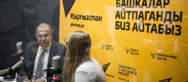 Глава МИД РФ С. Лавров принял участие в церемонии открытия редакционного центра Sputnik Кыргызстан в Бишкеке - Sputnik Узбекистан