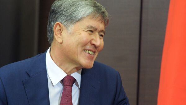 Президент Киргизии Алмазбек Атамбаев - Sputnik Узбекистан