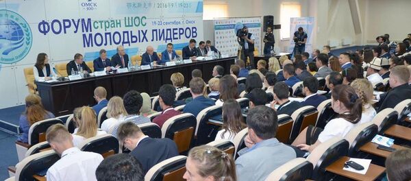 В Омске проходит Форум молодых лидеров стран ШОС - Sputnik Узбекистан