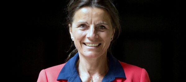 Посол Франции в Узбекистане г-жа Виолен де Вильмор Посол Франции в Узбекистане г-жа Виолен де Вильмор - Sputnik Узбекистан