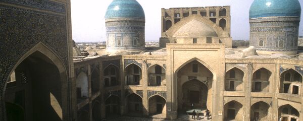Vnutrenniy dvor medrese Mir-Arab - Sputnik O‘zbekiston