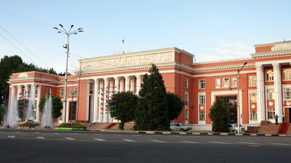 Здание парламента Республики Таджикистан - Sputnik Узбекистан