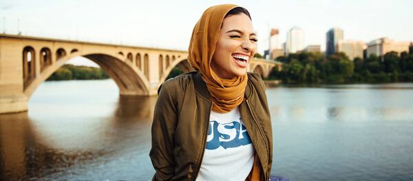 Американская журналистка Нур Тагури - Sputnik Узбекистан