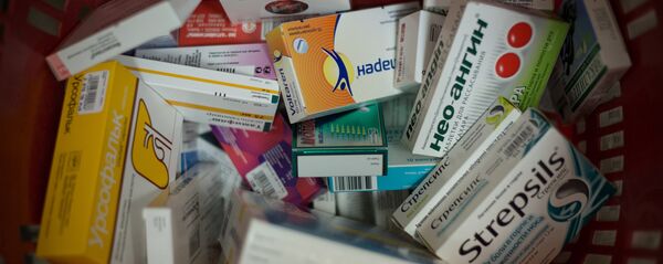 Лекарства в одной из аптек - Sputnik Ўзбекистон