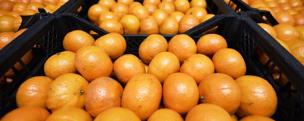 Мандарины на складе Мандарины на складе - Sputnik Ўзбекистон