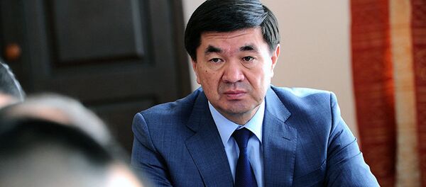Первый вице-премьер КР Мухамметкалый Абулгазиев Первый вице-премьер КР Мухамметкалый Абулгазиев - Sputnik Узбекистан