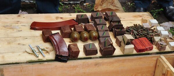 Схрон с оружием Схрон с оружием - Sputnik Узбекистан