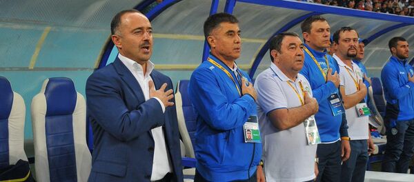 Сборная Узбекистана по футболу в матче с Ираном - Sputnik Ўзбекистон