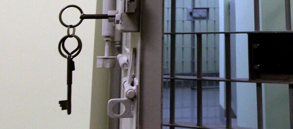 Дверь карцера Дверь карцера - Sputnik Узбекистан