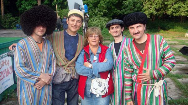 Российско-узбекская этно-фолк-группа Обморок и мама из Санкт-Петербурга Российско-узбекская этно-фолк-группа Обморок и мама из Санкт-Петербурга - Sputnik Узбекистан