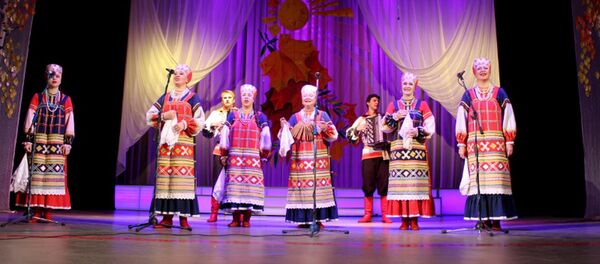 Рязанские школьники познакомились с культурой народов Рязанские школьники познакомились с культурой народов - Sputnik Узбекистан