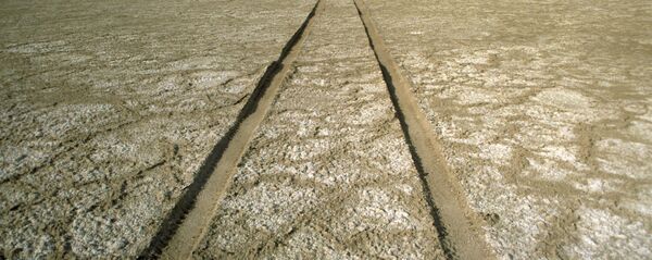 Орол денгизининг қуриб қолган туби - Sputnik Ўзбекистон