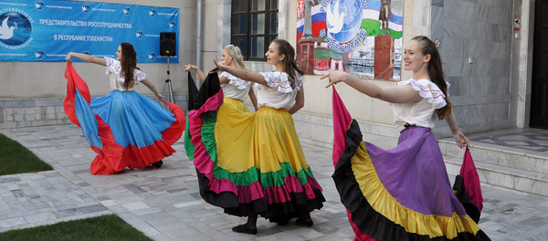 Фестиваль русского языка и культуры прошел в Узбекистане - Sputnik Узбекистан