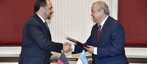 Министр иностранных дел Республики Узбекистан Абдулазиз Камилов и министр иностранных дел Исламской Республики Афганистан Салахиддин Раббани Министр иностранных дел Республики Узбекистан Абдулазиз Камилов и министр иностранных дел Исламской Республики Афганистан Салахиддин Раббани - Sputnik Узбекистан