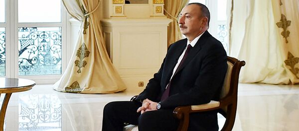 Президент Азербайджана Ильхам Алиев Президент Азербайджана Ильхам Алиев - Sputnik Ўзбекистон