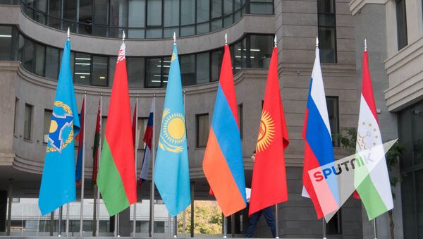 Совместное заседание СМИД, СМО и КССБ ОДКБ в Ереване - Sputnik Узбекистан
