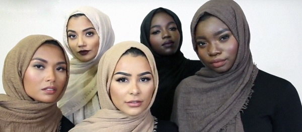 Женщины в хиджабах Женщины в хиджабах - Sputnik Узбекистан