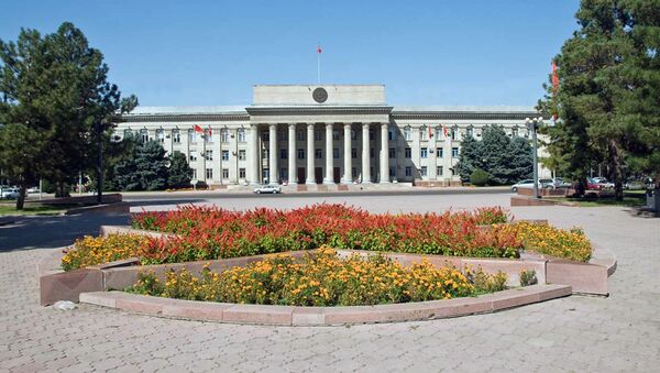 Здание правительства в Бишкеке. Кыргызстан - Sputnik Узбекистан