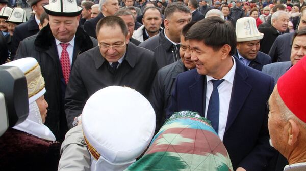 В Кыргызстан прибыла делегация Республики Узбекистан - Sputnik Узбекистан