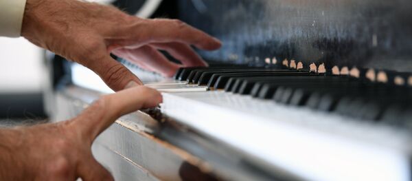 Игра на фортепиано - Sputnik Узбекистан