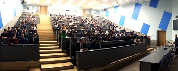 Встреча со студентами из Узбекистана в Москве - Sputnik Узбекистан