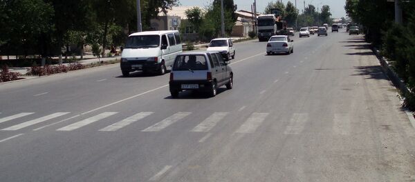 Движение на улице Ташкента - Sputnik Узбекистан