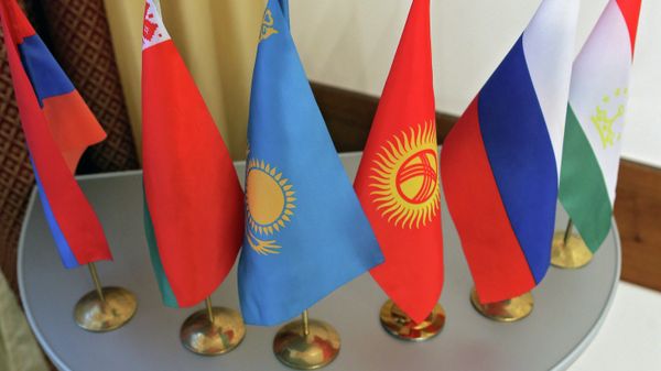 Рабочая встреча высших должностных лиц ШОС, СНГ, ЕЭС и ОДКБ - Sputnik Узбекистан