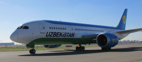 Узбекские авиалинии приняли в эксплуатацию еще один самолет Boeing 787-8 Dreamliner Узбекские авиалинии приняли в эксплуатацию еще один самолет Boeing 787-8 Dreamliner - Sputnik Ўзбекистон