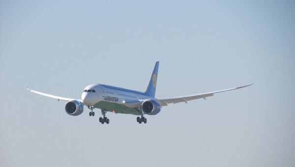 Uzbekskiye avialinii prinyali v ekspluatatsiyu yeщe odin samolet Boeing 787-8 Dreamliner - Sputnik Oʻzbekiston