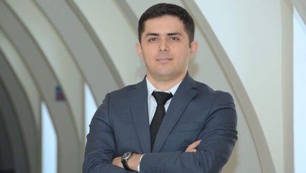 Фариз Гулиев, преподаватель Азербайджанского государственного экономического университета (UNEC) - Sputnik Узбекистан
