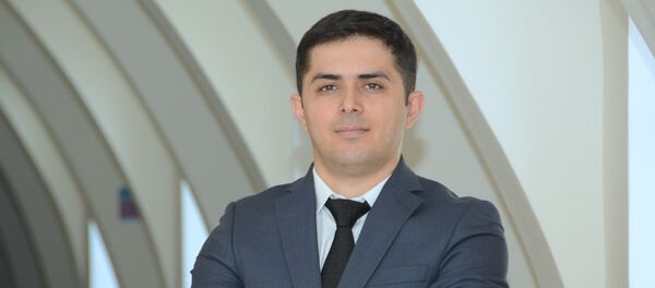 Фариз Гулиев, преподаватель Азербайджанского государственного экономического университета (UNEC) - Sputnik Узбекистан