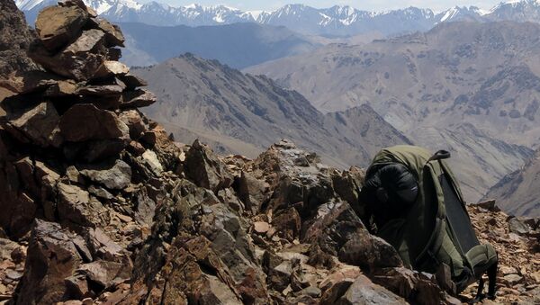 Горы в Таджикистане - Sputnik Ўзбекистон
