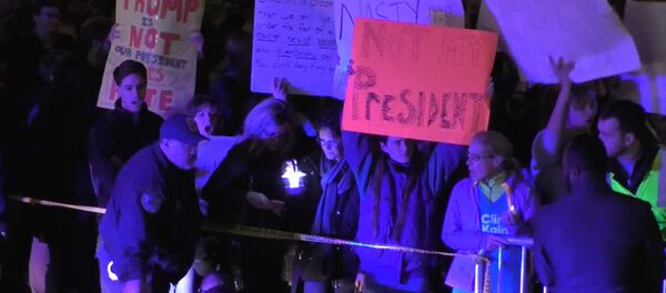 СПУТНИК_Не мой президент - акции против победы Трампа на выборах прошли в США - Sputnik Узбекистан