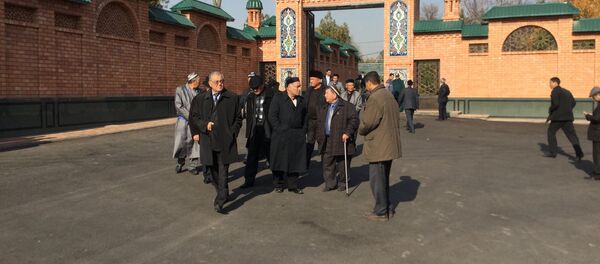 Похороны Абдуллы Арипова - Sputnik Узбекистан