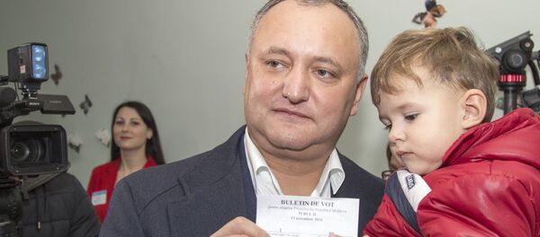 Молдова президент сайлови ғолиби Игорь Додон Молдова президент сайлови ғолиби Игорь Додон - Sputnik Ўзбекистон
