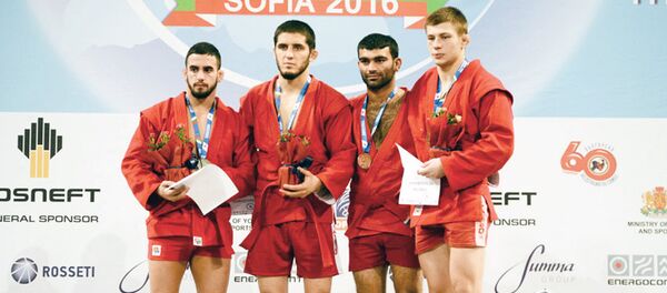 Чемпионат мира по самбо - 2016 в Болгарии - Sputnik Узбекистан