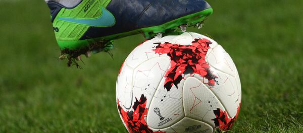 Мяч Krasava на разминке Мяч Krasava на разминке - Sputnik Ўзбекистон