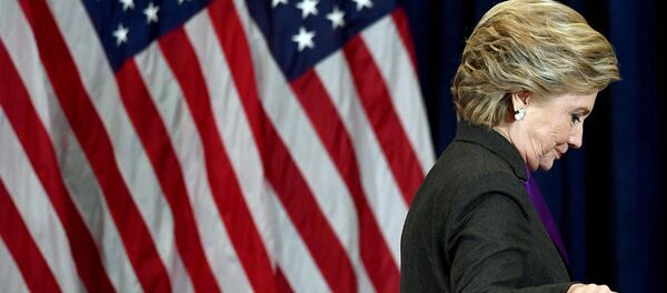 Хиллари Клинтон после выступления в Нью-Йорке - Sputnik Узбекистан