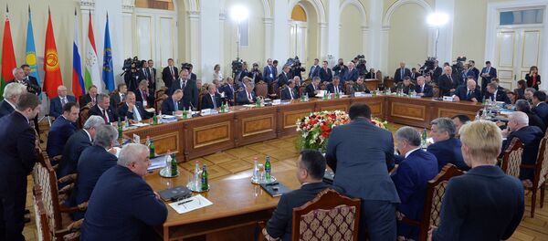 Заседание Совета коллективной безопасности ОДКБ в Ереване - Sputnik Узбекистан
