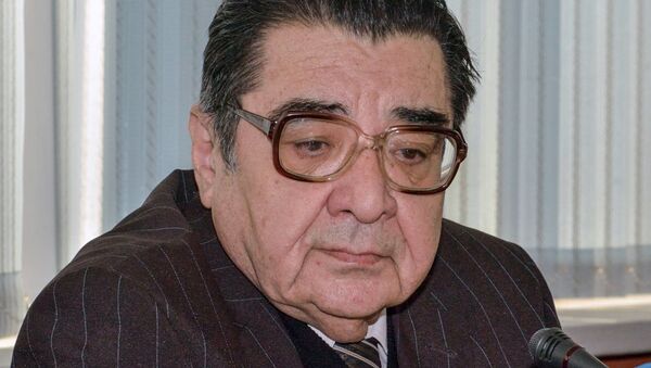 Директор геофизической службы Академии наук Таджикистана Сабит Негматуллаев - Sputnik Узбекистан