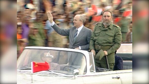 СПУТНИК_Фидель Кастро умер в возрасте 90 лет. Кадры с кубинским революционером - Sputnik Узбекистан