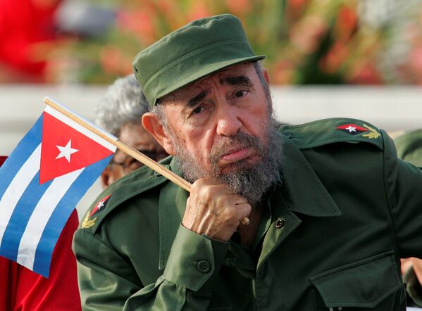 Kuba inqilobi yetakchisi Fidel Kastro - Sputnik O‘zbekiston