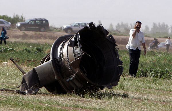 Место крушения самолета Ту‑154М иранской авиакомпании Caspian Airlines - Sputnik Узбекистан