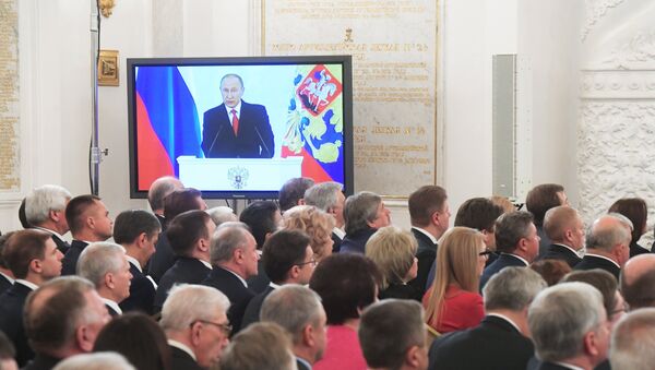 Ежегодное послание президента РФ В. Путина Федеральному Собранию - Sputnik Узбекистан